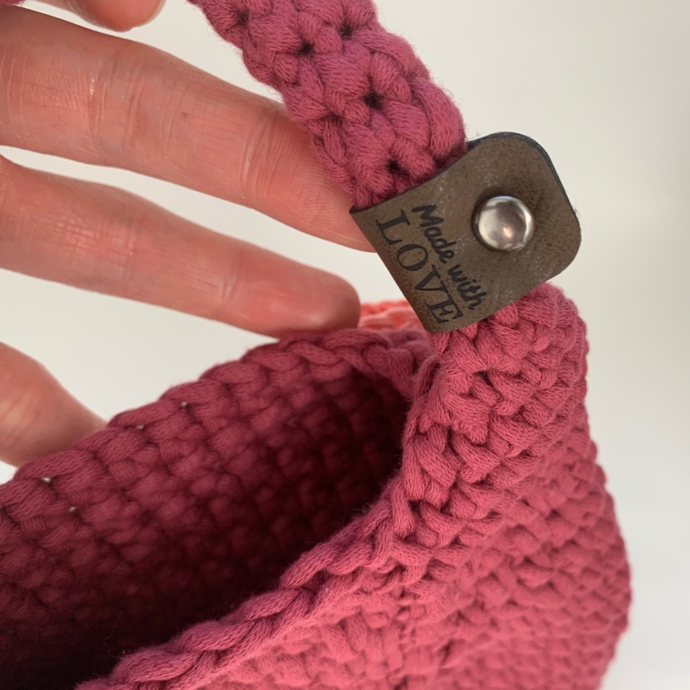 🌸Handmade Crocheted Rose Accent Tote — Burgundy - Picture 7 of 9